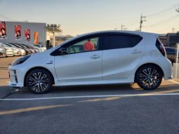 
										TOYOTA AQUA 2019 full									