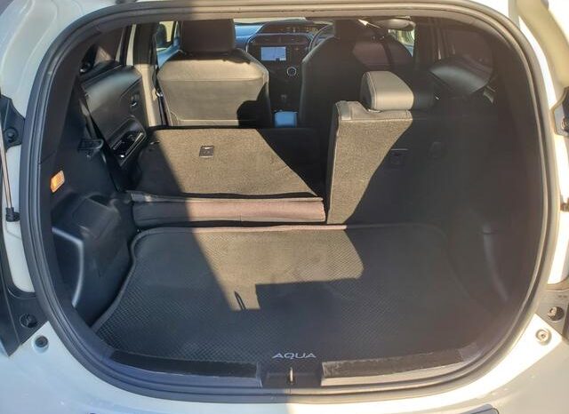 
								TOYOTA AQUA 2019 full									