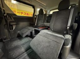 
										TOYOTA VELLFIRE 2009 full									