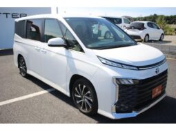 
										TOYOTA VOXY 2023 full									