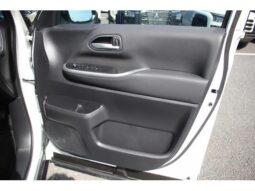 
										TOYOTA VOXY 2023 full									