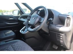 
										TOYOTA VOXY 2023 full									