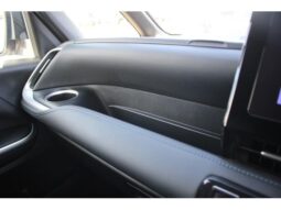 
										TOYOTA VOXY 2023 full									