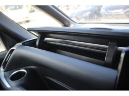 
										TOYOTA VOXY 2023 full									