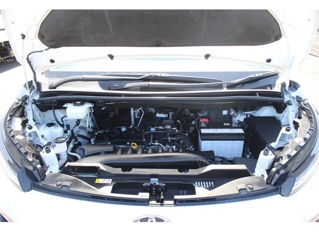 
								TOYOTA VOXY 2023 full									