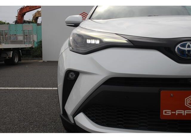
								TOYOTA C-HR 2023 full									