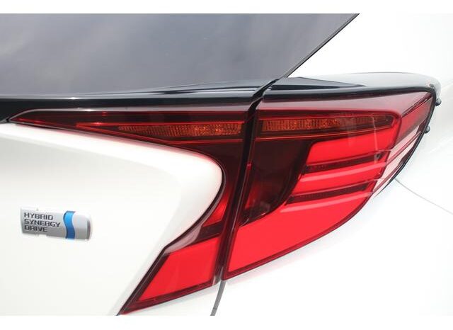 
								TOYOTA C-HR 2023 full									