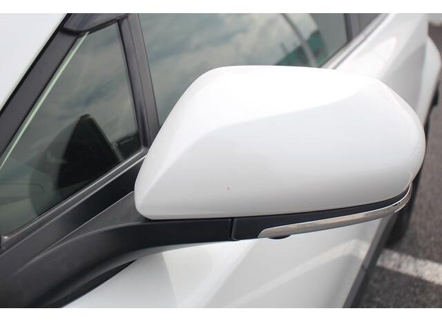 
								TOYOTA C-HR 2023 full									