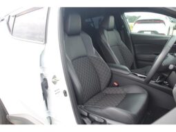 
										TOYOTA C-HR 2023 full									