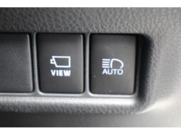 
										TOYOTA C-HR 2023 full									