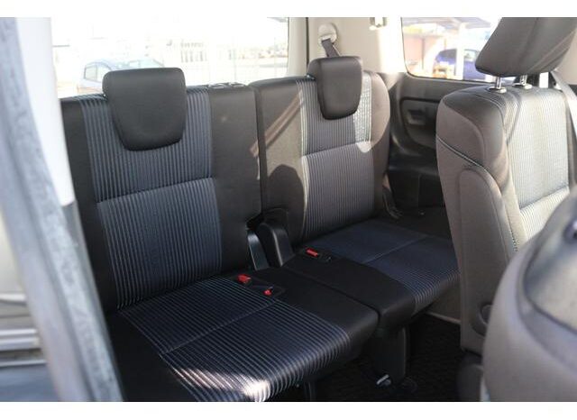 
								TOYOTA VOXY 2016 full									