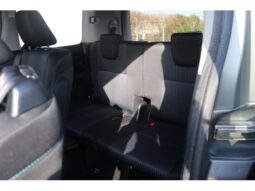 
										TOYOTA VOXY 2016 full									