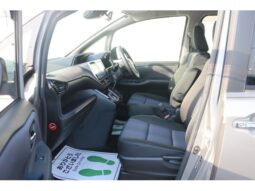 
										TOYOTA VOXY 2016 full									