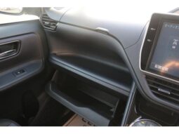 
										TOYOTA VOXY 2016 full									