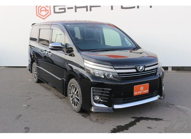 
								TOYOTA VOXY 2016 full									