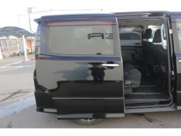 
										TOYOTA VOXY 2016 full									