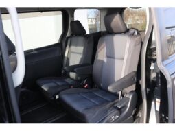 
										TOYOTA VOXY 2016 full									