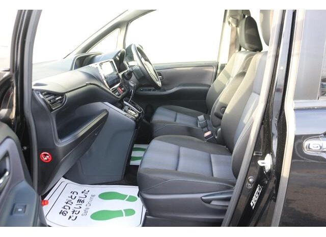 
								TOYOTA VOXY 2016 full									