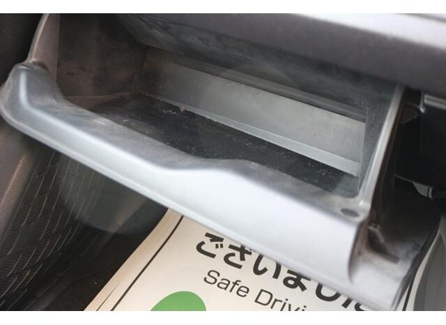 
								TOYOTA VOXY 2016 full									