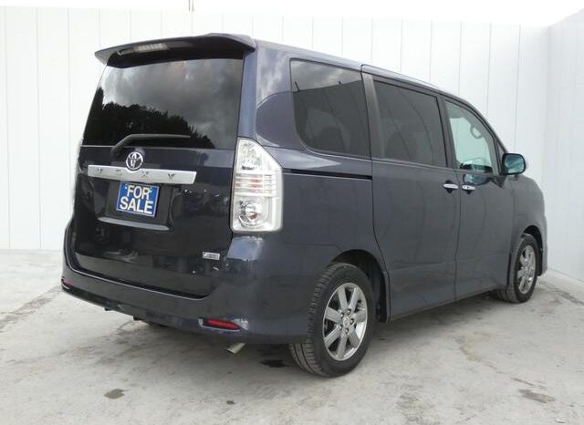 
								TOYOTA VOVY 2008 full									