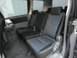 
										TOYOTA VOVY 2008 full									