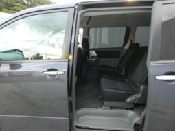 
										TOYOTA VOVY 2008 full									