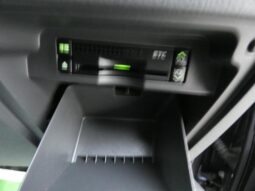 
										TOYOTA VOVY 2008 full									