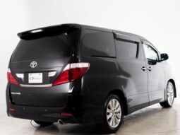 TOYOTA VELLFIRE 2009