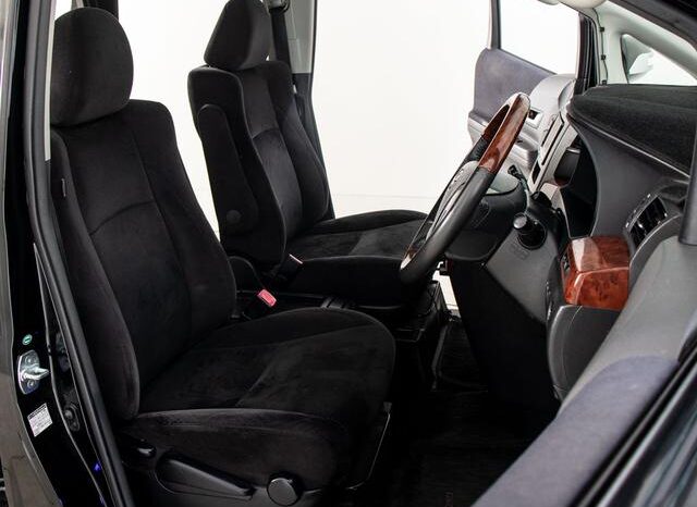 
								TOYOTA VELLFIRE 2009 full									