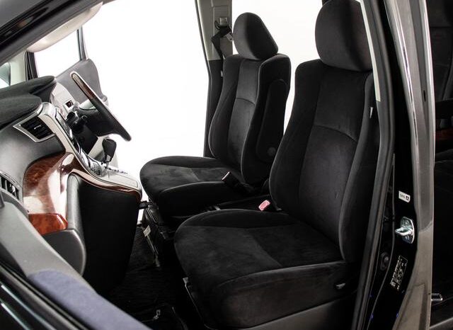 
								TOYOTA VELLFIRE 2009 full									