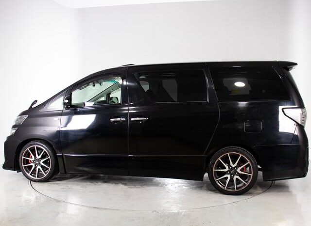 
								TOYOTA VELLFIRE 2012 full									
