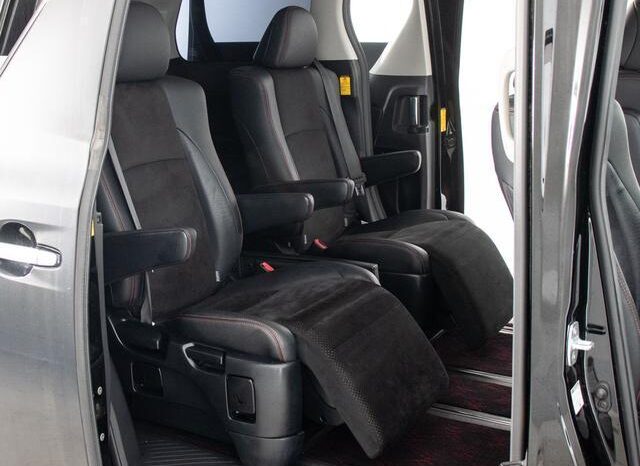 
								TOYOTA VELLFIRE 2012 full									