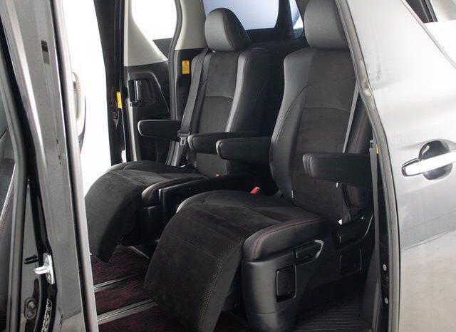 
								TOYOTA VELLFIRE 2012 full									