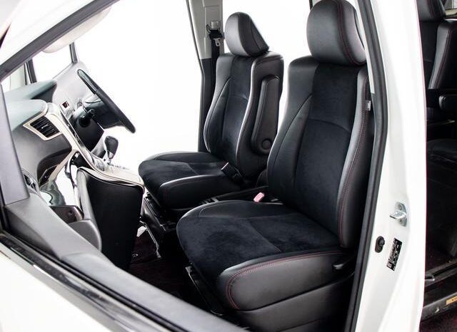 
								TOYOTA VELLFIRE 2012 full									