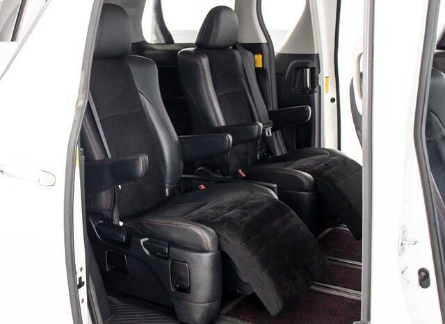 
								TOYOTA VELLFIRE 2012 full									