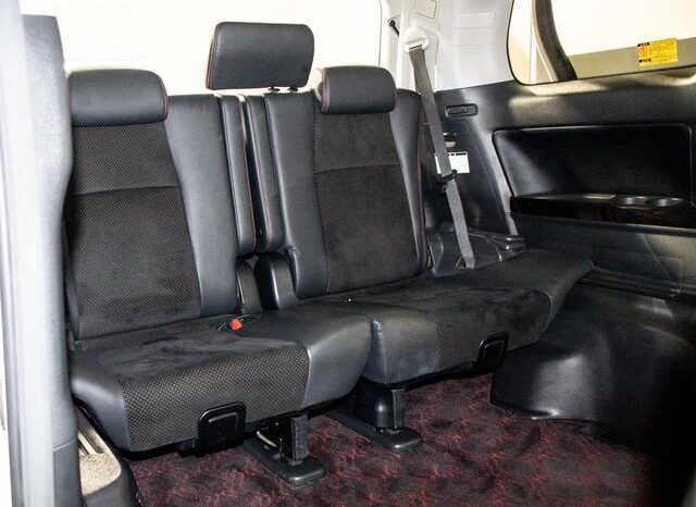 
								TOYOTA VELLFIRE 2012 full									