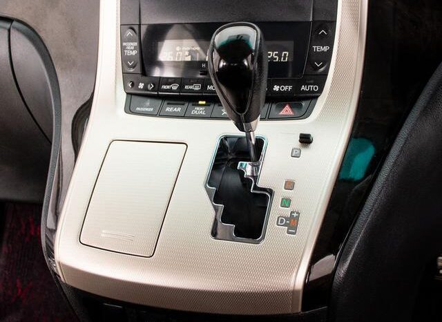 
								TOYOTA VELLFIRE 2012 full									