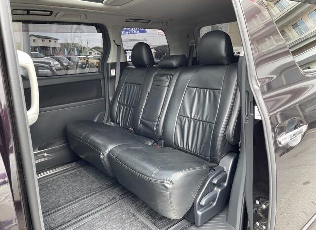 
								TOYOTA VELLFIRE 2008 full									