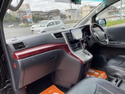 
										TOYOTA VELLFIRE 2008 full									