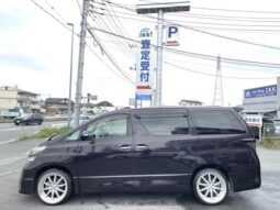 
										TOYOTA VELLFIRE 2008 full									