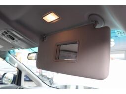 
										TOYOTA VELLFIRE 2011 full									