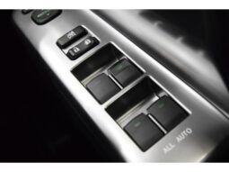 
										TOYOTA VOXY 2013 full									