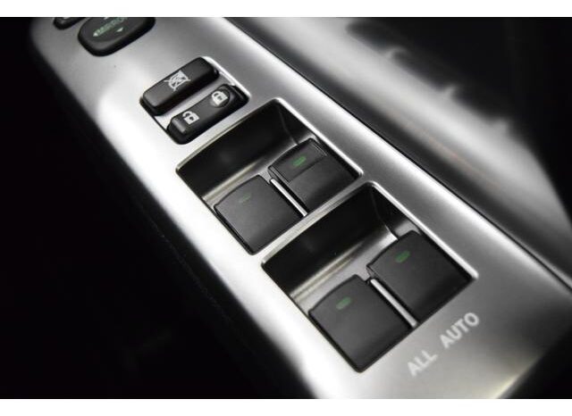 
								TOYOTA VOXY 2013 full									