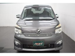 
										TOYOTA VOXY 2013 full									