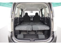 
										TOYOTA VOXY 2013 full									