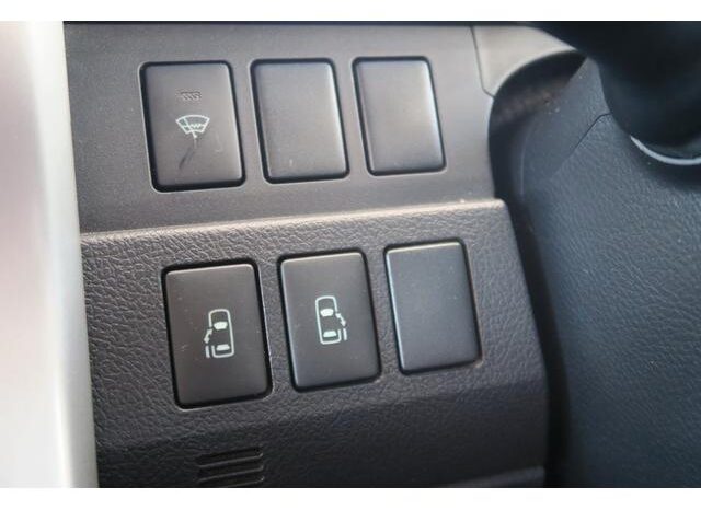 
								TOYOTA VOXY 2013 full									