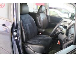 
										TOYOTA VOXY 2013 full									