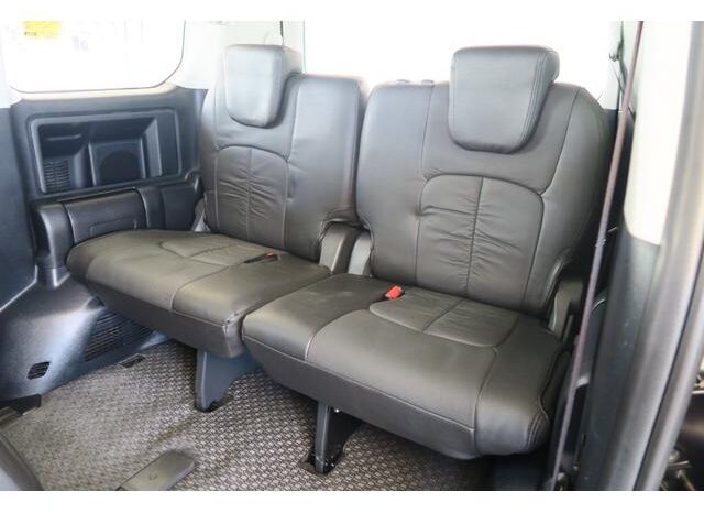 
								TOYOTA VOXY 2013 full									