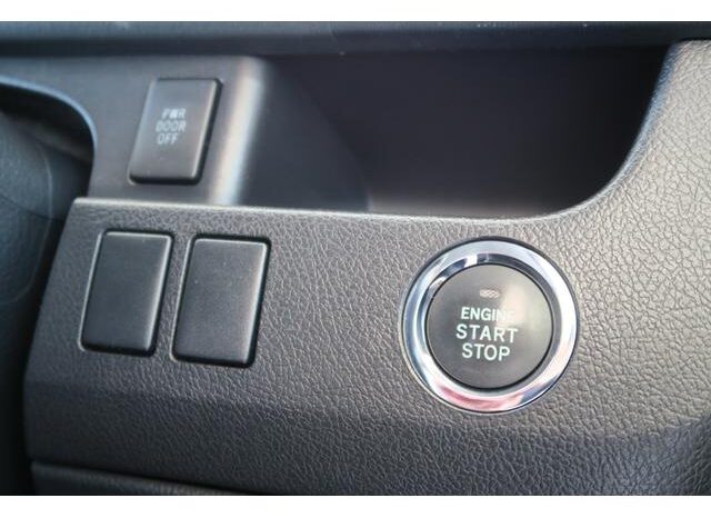 
								TOYOTA VOXY 2013 full									