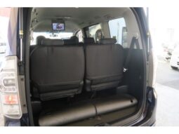 
										TOYOTA VOXY 2013 full									